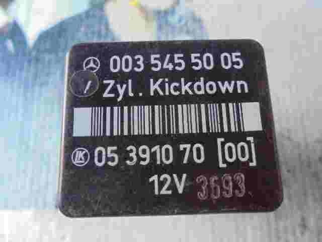 Relé Kickdown desconexión  Mercedes W202 W124 W210 0035455005 LK 05391070 (00)
