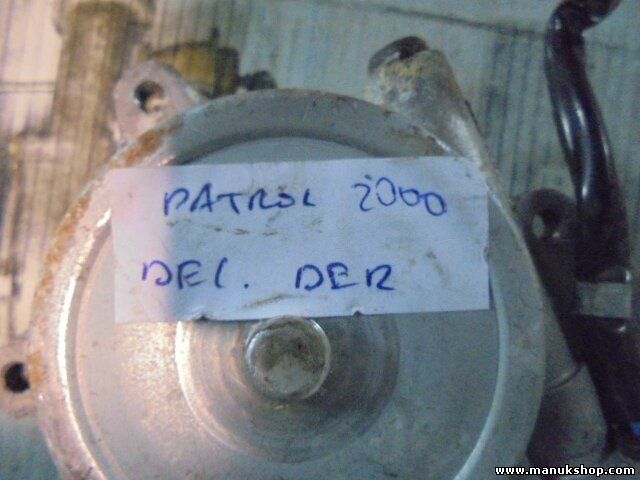 Motore alzacristalli anteriore destro Nissan Patrol GR I Y60 2.8 TD