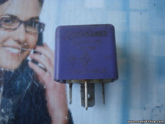 Relé del ventilador del radiador Renault Twingo I 7700810396 12V 50A RLE/4-12