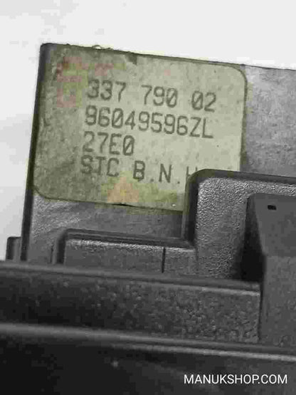 Mando limpia Peugeot Citroen Jumpy 96049596ZL 61557114 Valeo 33779002