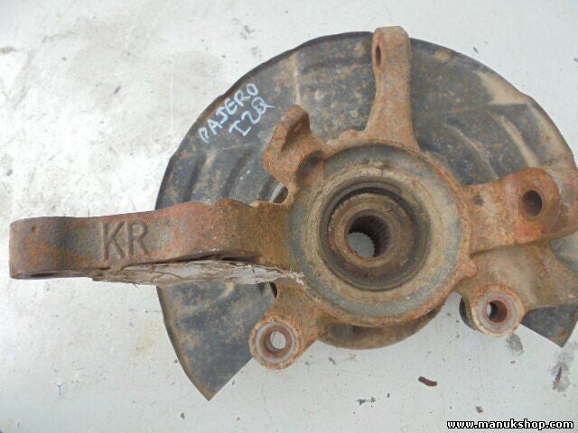 Mangueta buje delantero izquierdo Mitsubishi 1997 ccm, 81 KW, 110 P