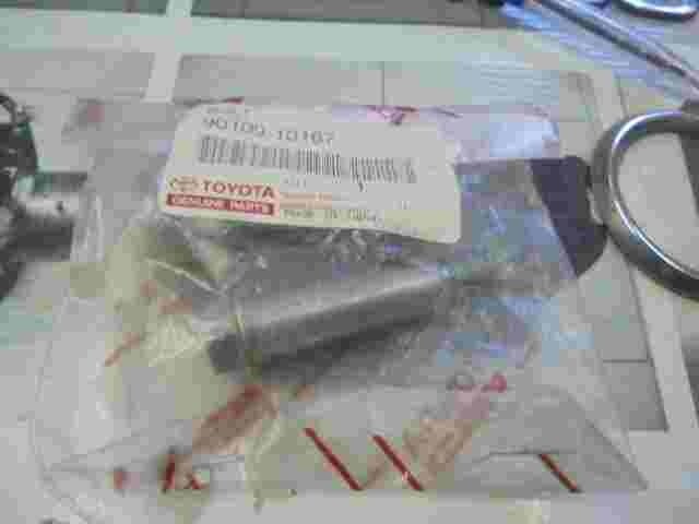 Bolt Toyota Camry Lexus ES 300 9010910167 90109-10167