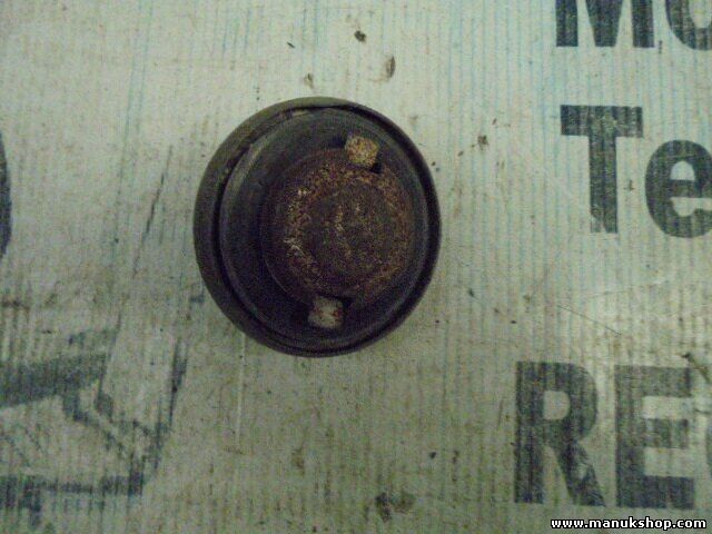 Tapón de llenado el cierre del depósito Mitsubishi Montero Pajero I-O