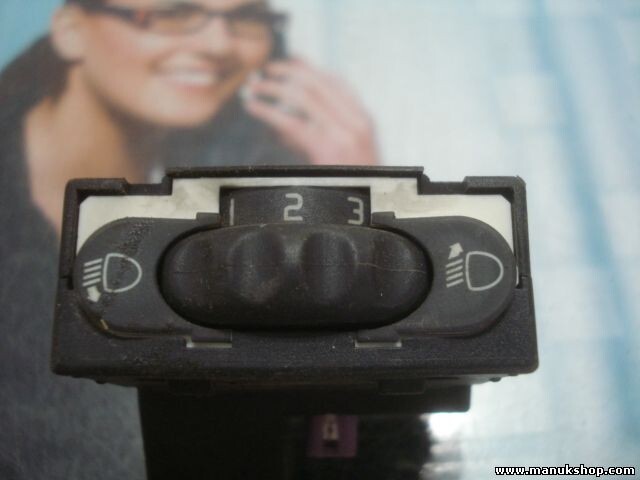 Interruptor de nivelación de faros Renault Laguna 7700419690 7 700 419 690