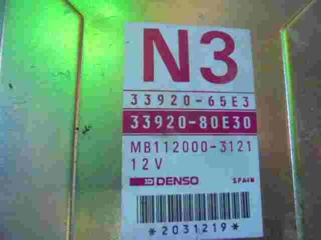 Centralita Suzuki Swift 1. 3 N3 3392065E3 3392080E30 DENSO MB1120003121