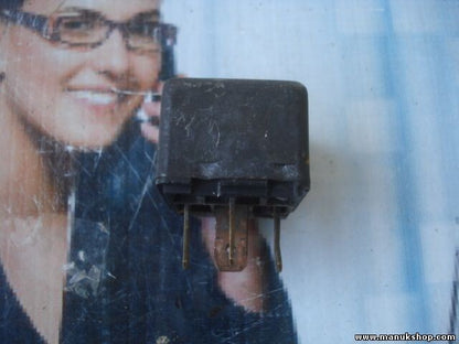 Relé MAN /DAF/IVECO BOSCH 0 332 204 201 0332204201