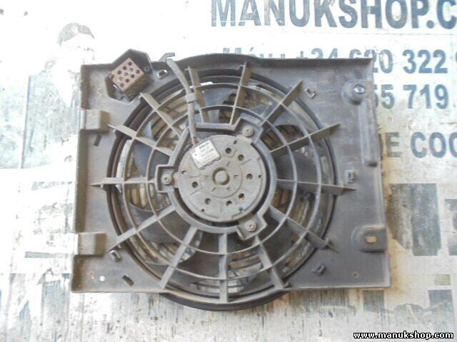 Ventilador del motor de refrigeración Opel Zafira A 0130303840 0130303275
