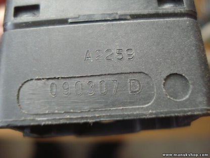 Interruptor de emergencia warning Renault Kangoo A2259 090307D