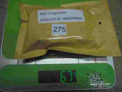 Relé integración Toyota Camry 8264120110 82641-20110 DENSO 0689000820