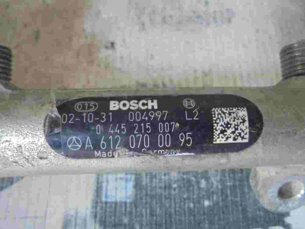RAMPA INYECTORA Mercedes-Benz ML270 CDI A6120700095 BOSCH 0445215007