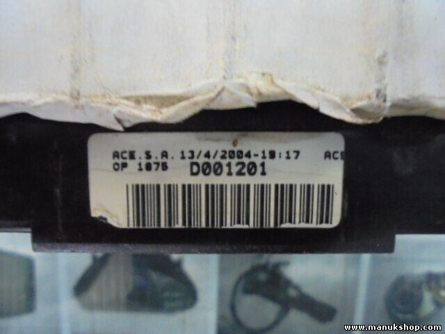 Caja de fusibles VW Touran Golf Passat Audi A3 8P Caddy 1K0937124H D001201