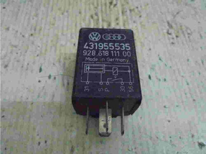 Relé Audi VW Volkswagen Passat B4 431955535 92861811100 928 618 111 00