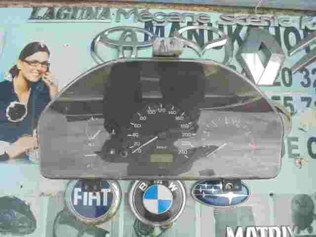 Quadro strumenti Mazda 323F 7MBH1CB 7130 YNS