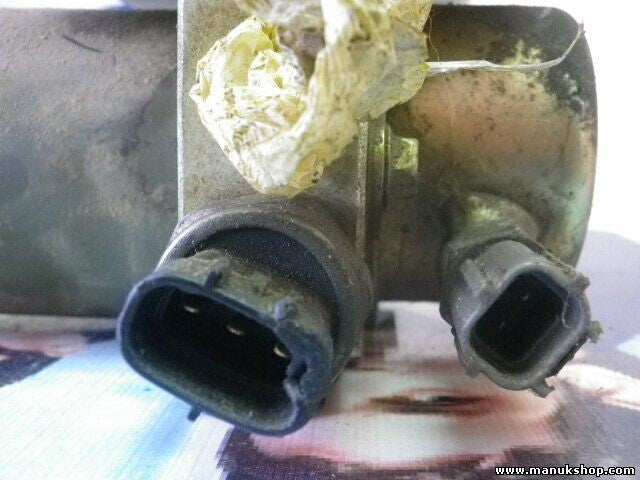 Bomba suspensión Toyota Land Cruiser J10 J100 100 MF181018 KG251005 1HD-FTE