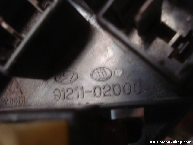 Caja de fusibles Hyundai Atos 9121102000 91211-02000