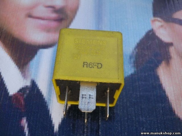 BMW E36 V23136B4X7 V23136-B4-X7 SIEMENS AMR 2548 12V AMR2548