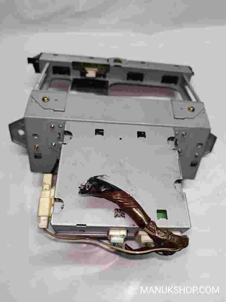 Pantalla del salpicadero Toyota Avensis T25 8611005020 CNTS6270LC FA00069B