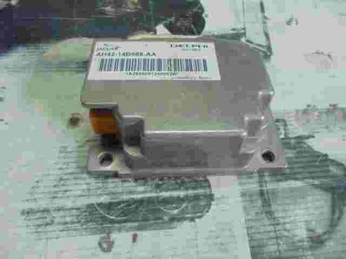 Sensore di impatto airbag Jaguar AH4214B588AA 28212865 IA2865091340603W