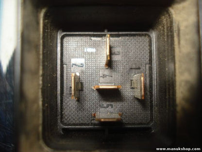 Relé del ventilador del radiador Alfa 46520438 0046520438 V23136-A1001-X46