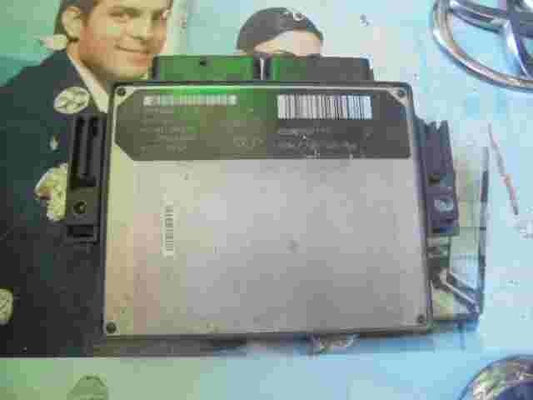 Centralita Renault Megane 8200057151 HOM7700105954 HOM 7700105954 R04010029E