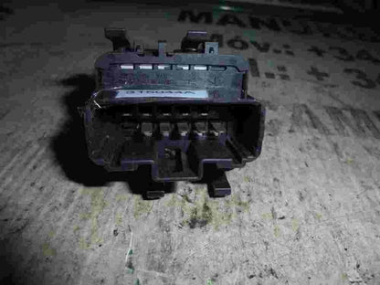 mando botonera elevalunas  Renault Mégane II 315044A