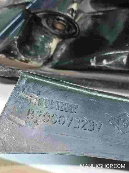 Pilotos de freno trasero derecho Renault Megane II (RH) 8200073237 82 0007 32 37