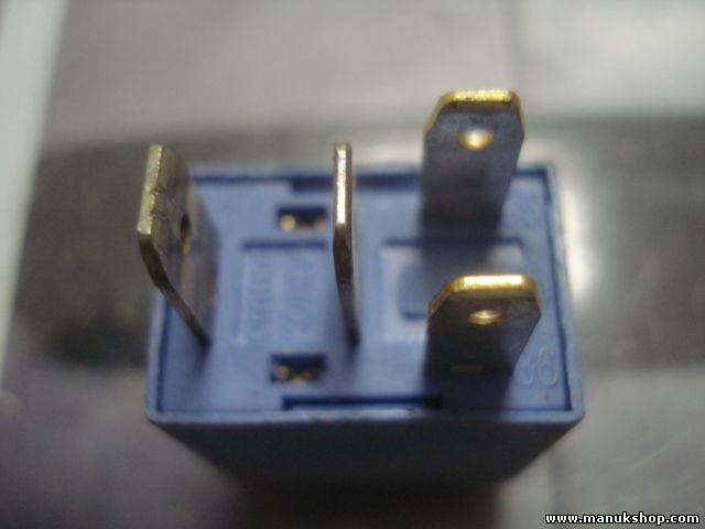 Relé Hyundai HMC 9522429800 95224-29800 OMRON WDJB