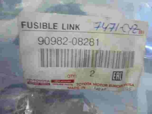 Fusible Link  Toyota Corolla Lexus GS 300 9098208281 90982-08281