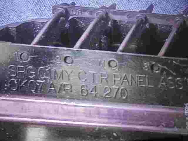 Griglia aeratore Kia Sportage Fe Dohc OK07AP64270 0K07AP64270 SPG01MY CT.R