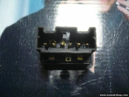 Botonera mando Elevalunas delantero Land Rover Discovery Freelander YUF101521LNF