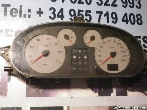 Cuadro de instrumentos Renault Scenic JA RX4 2,0L P8200213795 8200213795