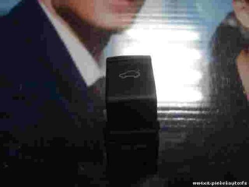 Interruptor apertura portón trasero Passat Golf 5 Bora 1J0959831A 1J0 959 831 A