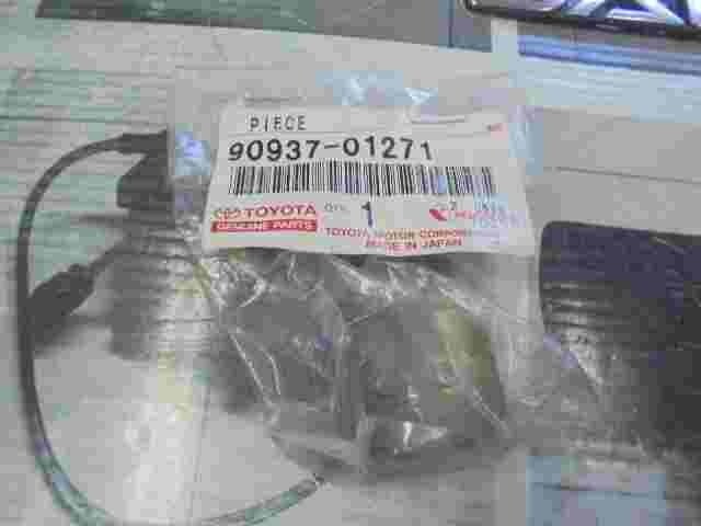Piece  Toyota Lexus GX 470 LX450 LX470 9093701271 90937-01271