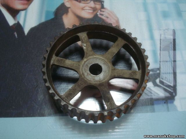 Engranaje de la bomba de inyección Mitsubishi Space Star Renault 7700104018D