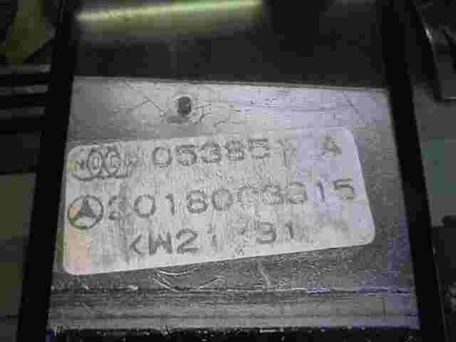 Valvola sottovuoto Mercedes-Benz Classe E W124 E W201 190 2018003315 053851A