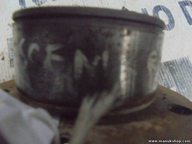 Mangueta buje trasera derecha Renault 1870 ccm, 75 KW, 102 PS