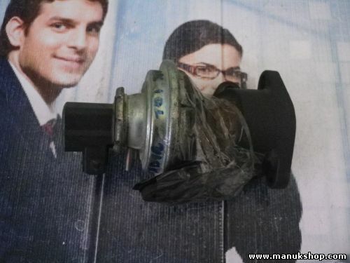 Válvula EGR Land Rover Defender 2.5 PIERBURG ERR4047 ERR 4047 01 971345