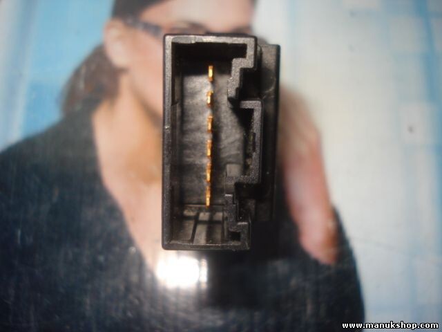 Interruptor Luneta Trasera Desempañador Hyundai 9371017000 93710-17000