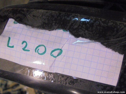 Parrilla rejilla frontal delantera Mitsubishi L200 K60T MR523854 MR523853 P1950