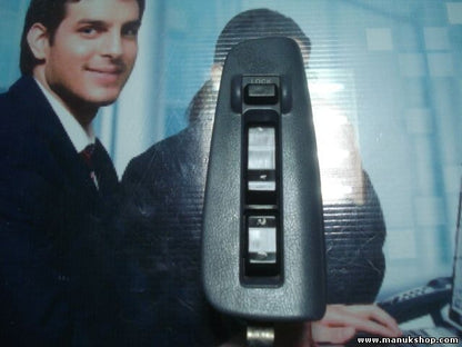 mando botonera elevalunas Nissan Prairie 2540030R10 25400 30R10 JIDECO TS4-031