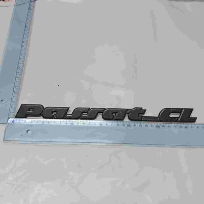 Emblema VW Volkswagen Passat CL B3 357853687A 357 853 687 A 32 cm.