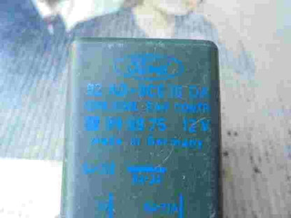 Relé del ventilador del radiador Ford Escort 92AG8C616DA 92AG-8C616-DA 899975
