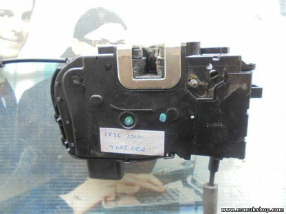 Serratura porta posteriore destra Hyundai ix35 814202Y010 81420-2Y010 81420 2...