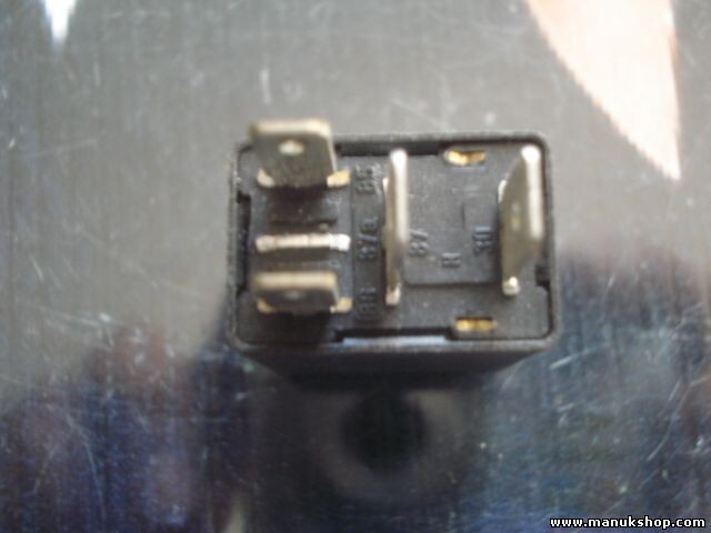 Relé Alfa Romeo Fiat B047E B047 E BITRON 46520411 0046520411