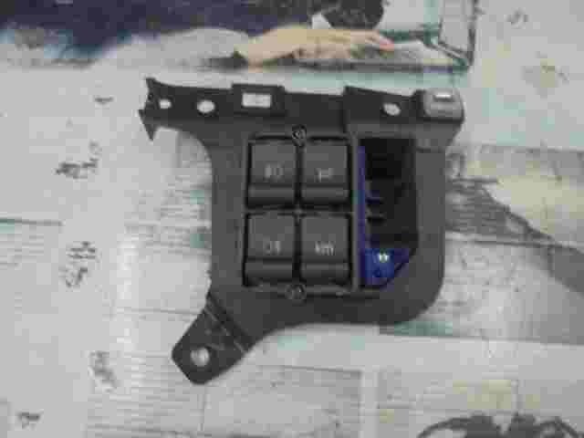 Interruttore luci Alfa Romeo 159 156056255 156061759 156061760 156056261