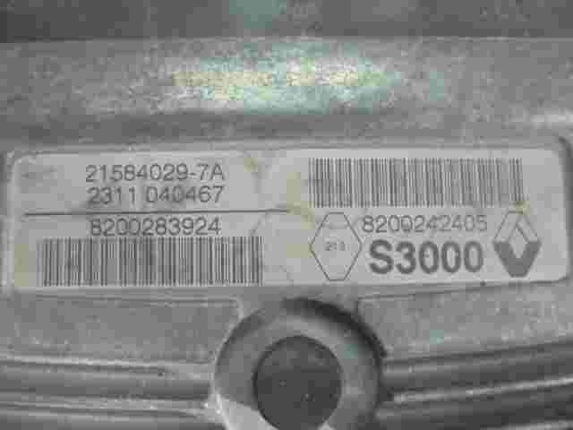 Centralita Renault Megane Scenic 8200283924 8200242405 2311040467 215840297A