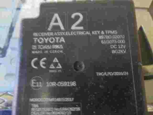 Receptor control de la puerta Toyota Prius Corolla E21 61G073000 897B002070