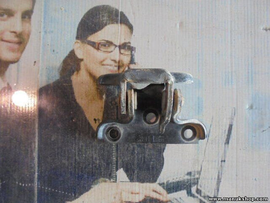 Bisagra de la puerta trasera izquierda abajo Land Rover Discovery I 83 KW, 113