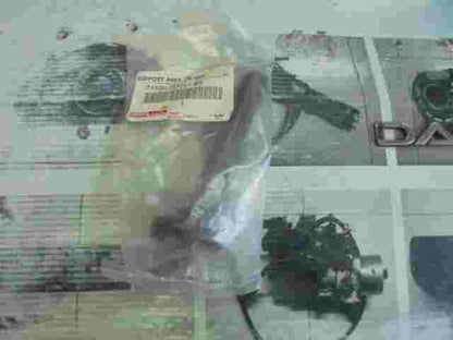 Support Rear Seat Assy FR / Toyota Avensis 719300D011B1 71930-0D011-B1