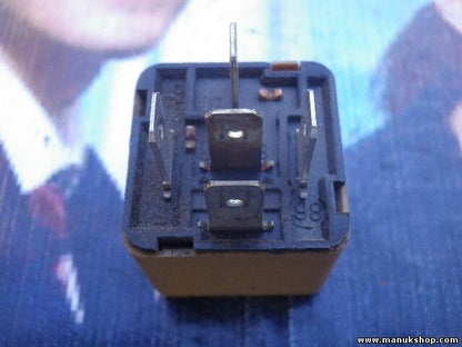 Relé Alfa Romeo Fiat A 727 063 A727063 12V 2x 15A